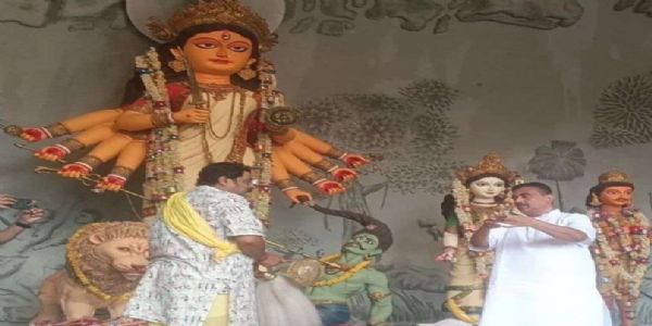 शुभेंदु अधिकारी ने कम्युनिस्टों और कॉकरोचों से सावधान रहने की दी नसीहत, कहा- देश में बांग्लादेश जैसी अस्थिरता पैदा करना चाहते हैं