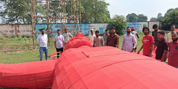 नरपतगंज हाई स्कूल मैदान में 21 अकटूबर की शाम 50 फीट रावण का रिमोट से होगा दहन