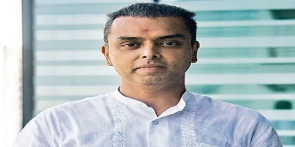 कैप्टन स्मित को 