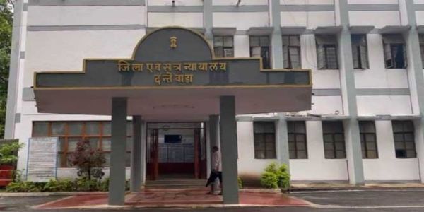 हत्या के आराेपित पिता-पुत्र काे हुई आजीवन कारावास की सजा