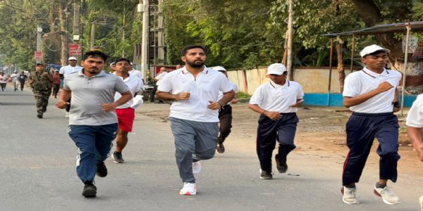 स्वच्छता मैराथन में उपायुक्त ने 48 मिनट में लगाई 9 किलोमीटर की दौड़