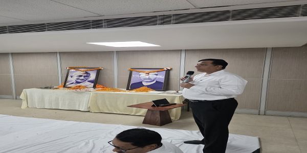 देहरादून में गांधी-शास्त्री जयंती पर विभिन्न संस्थानों ने दी श्रद्धांजलि, स्वच्छता व जनसेवा का लिया संकल्प