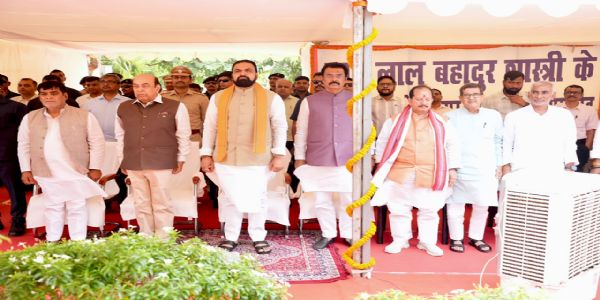 लाल बहादुर शास्त्री की जयंती पर पटना में राजकीय समारोह, राज्यपाल और मुख्यमंत्री ने दी श्रद्धांजलि