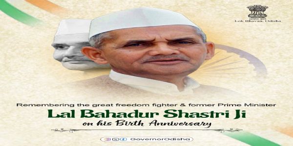 शास्त्री जयंती पर राज्यपाल और मुख्यमंत्री ने लाल बहादुर शास्त्री को दी श्रद्धांजलि
