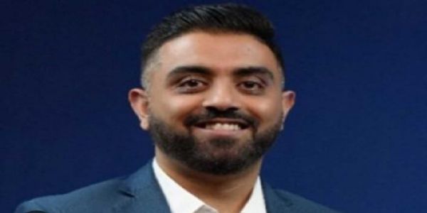तैंतीस हजार फीट की ऊँचाई पर कैप्टन स्मित का ऐतिहासिक शौर्य