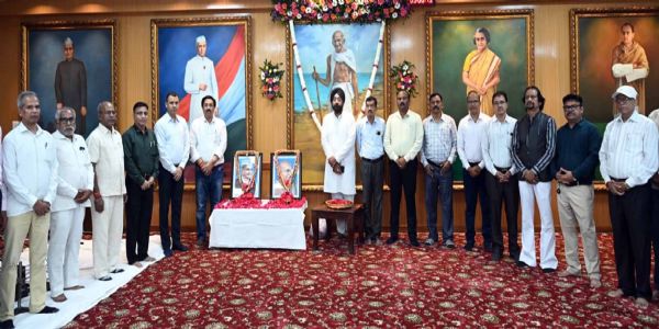 गांधी-शास्त्री जयंती पर नवीन विधानसभा भवन में श्रद्धांजलि, प्रार्थना सभा आयोजित