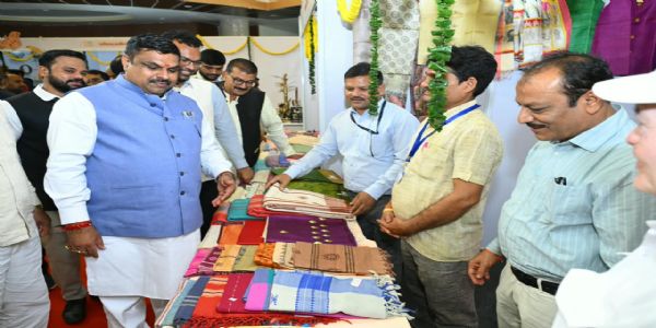 गांधी जयंती पर प्रदेशस्तरीय खादी सम्मेलन एवं ग्रामोद्योग विकास प्रदर्शनी आयोजित