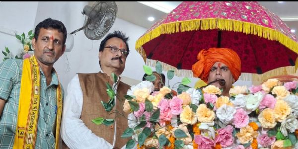 जाति से ऊपर उठकर हम सब हिंदू एक हैं : स्वामी चक्रपाणि