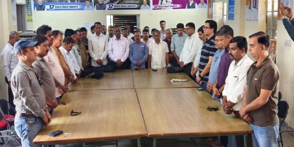 दैनिक भास्कर में वरिष्ठ पत्रकार अशोक राजपुरोहित को दी श्रद्धांजलि