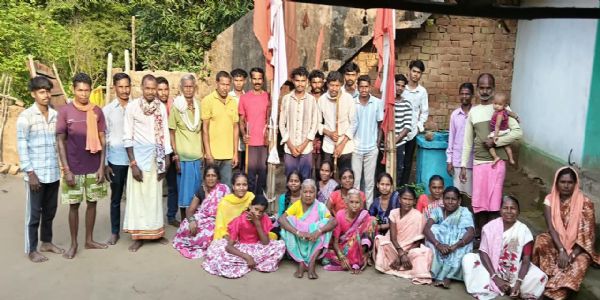 दुगली की पुरानी बस्ती में पारंपरिक रीति-रिवाजों के साथ मनाया गया नवा खाई पर्व
