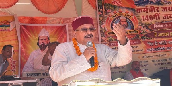 दशहरा समारोह में शामिल हुए संस्कृति मंत्री सतपाल महाराज