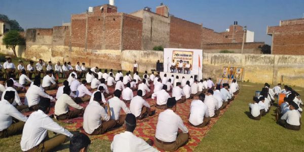 संघ के विजयदशमी उत्सव में सामाजिक समरसता और राष्ट्र निर्माण का आह्वान