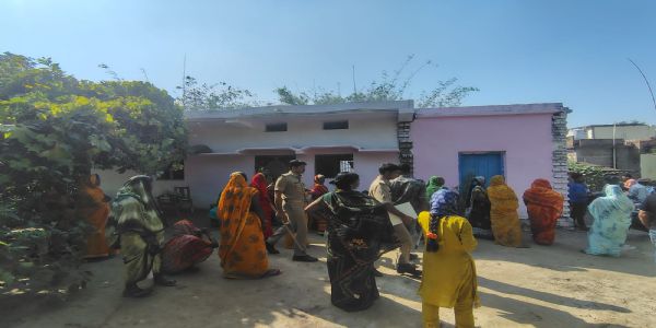 प्रेम प्रसंग के विवाद में तालाब में कूदी पत्नी, बचाने उतरे पति की भी डूबने से मौत