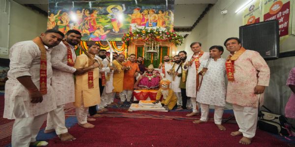 विजयादशमी पर माहेश्वरी सभा ने किया सामूहिक शस्त्र पूजन