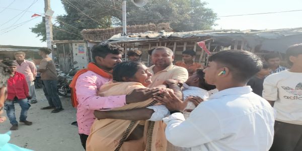 सीवान में दशहरा मेले के दौरान आग का तांडव, एक दर्जन झुलसे