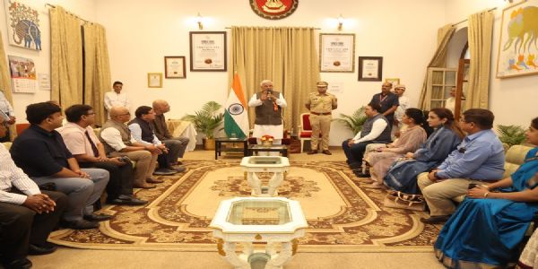 टी.बी. उन्मूलन प्रयासों के साथ नशा मुक्त भारत अभियान को भी जोड़े : राज्यपाल पटेल