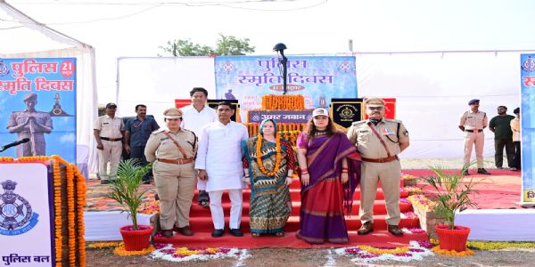 मैहर में पुलिस स्मृति दिवस पर शहीद जवानों को किया नमन