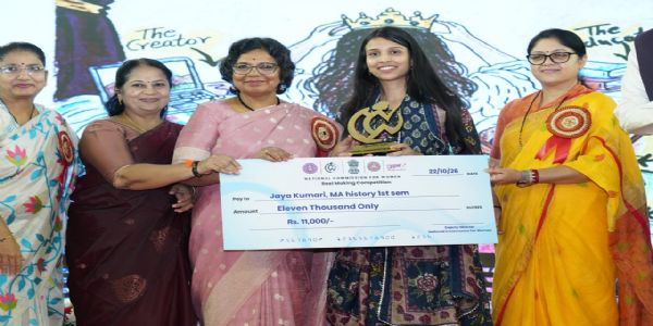 राष्ट्रीय महिला आयोग की अध्यक्ष विजया रहाटकर