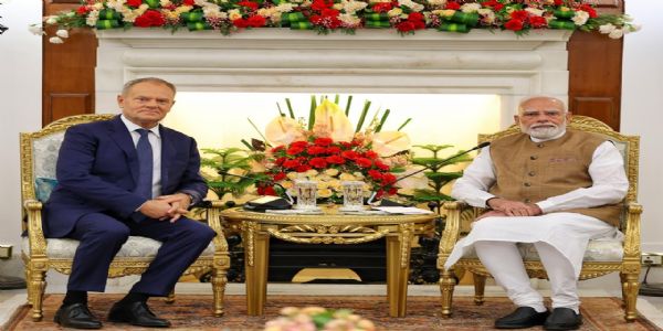 प्रधानमंत्री नरेन्द्र मोदी और पोलैंड के प्रधानमंत्री डोनाल्ड टस्क प्रधानमंत्री नरेन्द्र मोदी और पोलैंड के प्रधानमंत्री डोनाल्ड टस्क