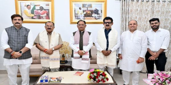 मुख्यमंत्री साय से राजस्थान विधानसभा अध्यक्ष वासुदेव देवनानी ने की सौजन्य भेंट