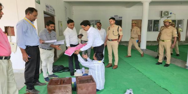 एमएलसी चुनाव : औरैया में प्रशासन अलर्ट, निष्पक्ष और भयमुक्त मतदान के निर्देश
