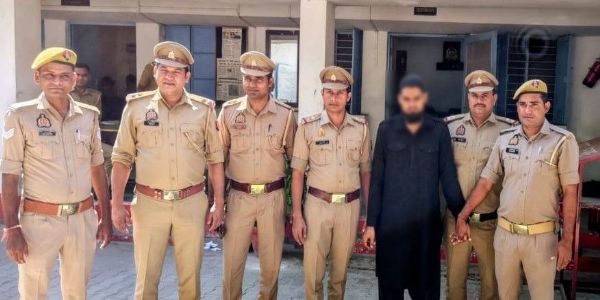 रेप और पॉक्सो एक्ट के मामले में 04 साल से फरार 25 हजार का इनामी इबादुर्रहमान मुम्बई से गिरफ्तार