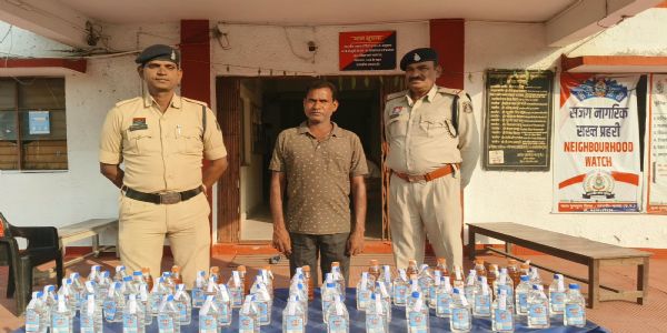 जांजगीर-चांपा: किराना दुकान की आड़ में अवैध शराब की बिक्री, 70 पाव शराब के साथ दुकानदार गिरफ्तार