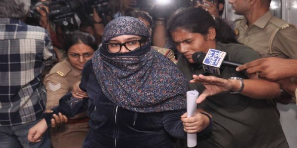 शिवा शर्मा हत्याकांड : मॉडल श्रद्धा दुबे समेत तीन आरोपित 10 दिन की न्यायिक हिरासत में भेजे गये