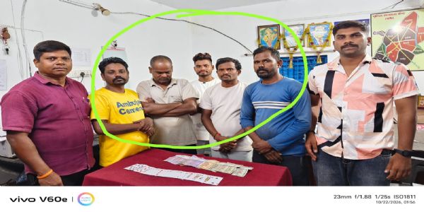 जांजगीर-चांपा में जुए के फड़ पर पुलिस की दबिश, पांच जुआरी गिरफ्तार, नकदी और ताश के पत्ते जब्त