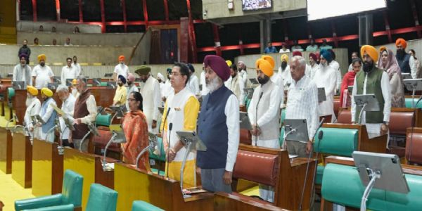 पंजाब विधानसभा के विशेष सत्र में परविंदर सिंह झोटा को श्रद्धांजलि