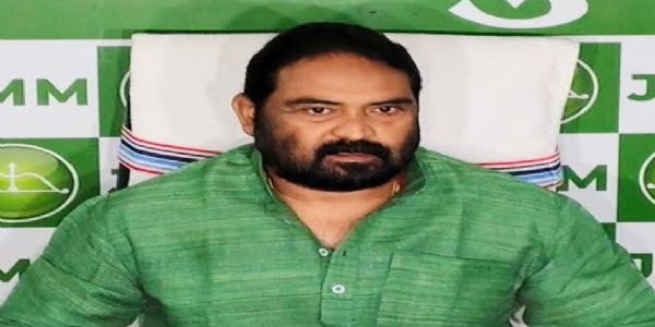 हर साल दो करोड़ रोजगार देने के वादे के बारे में बताए भाजपा : विनोद