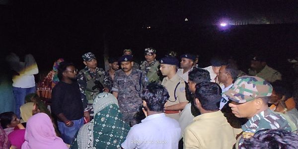 सहिया गीता देवी हत्याकांड: घटनास्थल पर पहुंचे पलामू एसपी, लिया जायजा