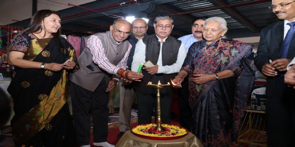 एक परिवार को आत्मनिर्भर बनाना महाकुंभ से भी बड़ा पुण्य : राज्यपाल