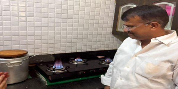 प्राकृतिक गैस की आपूर्ति के लिए बीकानेर में घरेलू पाइप्ड नेचुरल गैस परियोजना का शुभारंभ