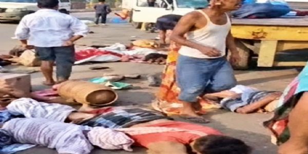 सड़क हादसे में एक की मौत, 12 घायल