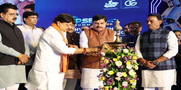 मप्र सेमीकंडक्टर समिट-2026 : एआई इंफ्रास्ट्रक्चर, शिक्षा-उद्योग सहयोग और कंपनियों के विकास पर हुआ मंथन