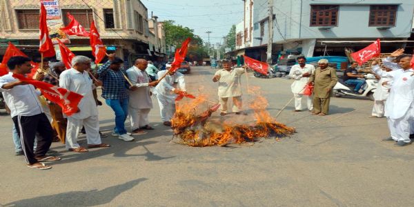 फतेहाबाद : वोट चोरी और एसआईआर के विरोध में उतरा किसान संगठन
