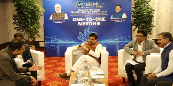 मप्र सेमीकंडक्टर समिट-2026” में मुख्यमंत्री ने 12 से अधिक कंपनियों के प्रतिनिधियों से की वन-टू-वन बैठक