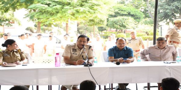 पुलिसकर्मियों के मानसिक स्वास्थ्य के लिए हर महीने लगेगा शिविर