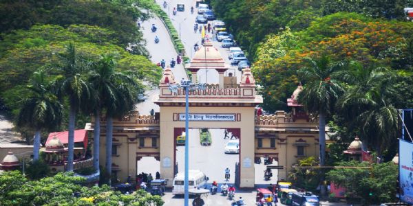 बीएचयू की पूर्व संकाय प्रमुख प्रो. उत्तमा दीक्षित बर्लिन में दो नवम्बर को प्रस्तुत करेंगी ‘द फॉरेस्ट सीरीज’ एकल कला प्रदर्शनी