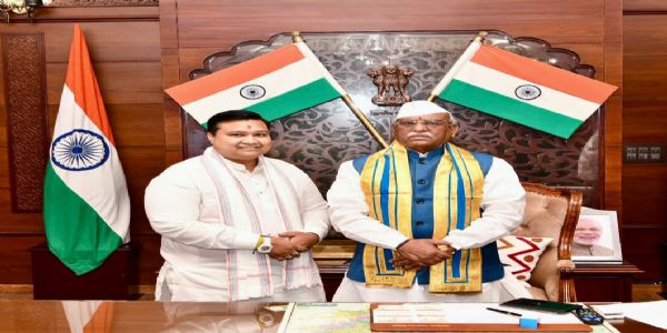 राज्यपाल हरिभाऊ बागड़े से मिले वंचित वर्ग न्याय अधिकार परिषद के संस्थापक राष्ट्रीय अध्यक्ष विकास नरवार