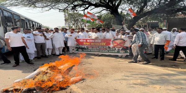 नूंह व इंडरी में ‘वोट बचाओ, देश बचाओ’ अभियान के तहत कांग्रेस ने निकाला विरोध मार्च