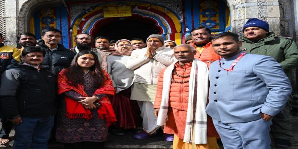 राज्यपाल ने केदारनाथ और बदरीनाथ धाम में की पूजा-अर्चना