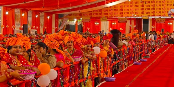 भक्तों के प्रेम और श्रद्धा के भूखे हैं परमात्मा : शांतनु जी महाराज