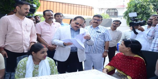 उत्तर प्रदेश में मतदाता सूची में सभी पात्र नागरिकों का नाम सम्मिलित करने के लिए आयोजित हुआ विशेष अभियान