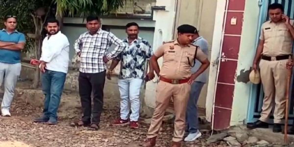 हांसी के उत्तम नगर में गली के लेवल पर बवाल, पुलिस पहुंची मौके पर