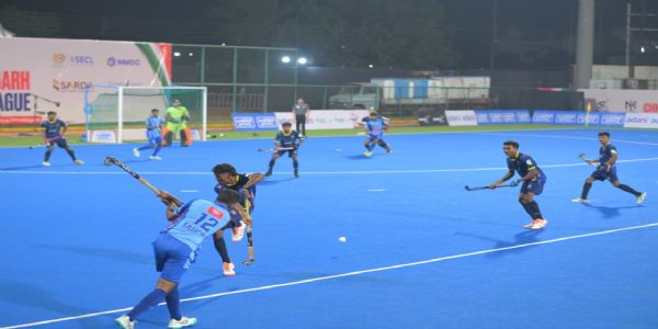 छत्तीसगढ़ हॉकी लीग : राजधानी रॉयल्स पर 4-3 की जीत के बाद चक्रधर चैंपियंस सेमीफाइनल में जगह बनाने के और करीब