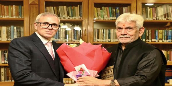 मुख्यमंत्री उमर अब्दुल्ला ने उपराज्यपाल मनोज सिन्हा से की मुलाकात