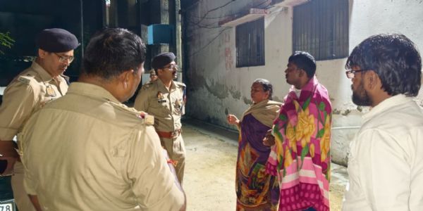 देवरिया : रुद्रपुर सीएचसी के कर्मचारी आवास में महिला मृत मिली, दहेज उत्पीड़न का मुकदमा दर्ज
