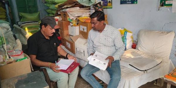 ग्वालियरः कृषि विभाग के दलों ने 10 खाद दुकानों का किया औचक निरीक्षण